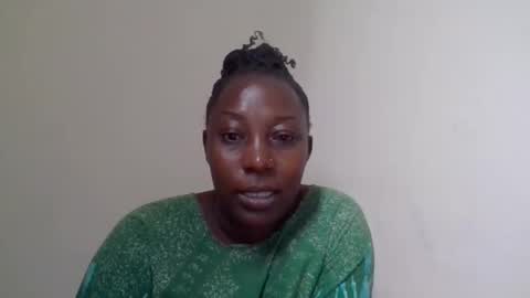 Noreen Kennth and Emilly online show from January 19, 5:37 am