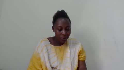 Noreen Kennth and Emilly online show from January 28, 5:32 am