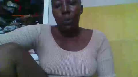 Noreen Kennth and Emilly online show from October 12, 6:45 am