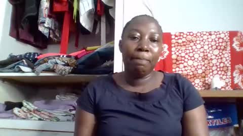 Noreen Kennth and Emilly online show from October 27, 8:51 am