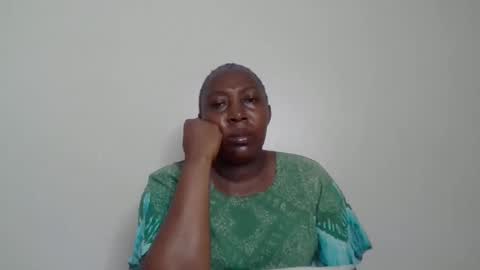 Noreen Kennth and Emilly online show from November 29, 7:55 am