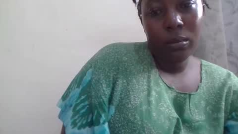 Noreen Kennth and Emilly online show from May 29, 7:28 am