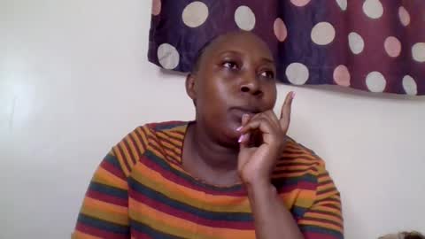 Noreen Kennth and Emilly online show from July 9, 4:38 am