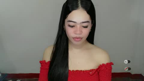 Snapshot of alesha_vibe_me chatting on December 22, 5:01 am alesha_vibe_me online show from December 22, 5:01 am