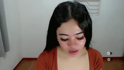 Snapshot of alesha_vibe_me chatting on January 24, 5:53 am alesha_vibe_me online show from January 24, 5:53 am