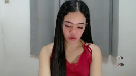 Snapshot of alesha_vibe_me chatting on February 2, 12:30 am alesha_vibe_me online show from February 2, 12:30 am