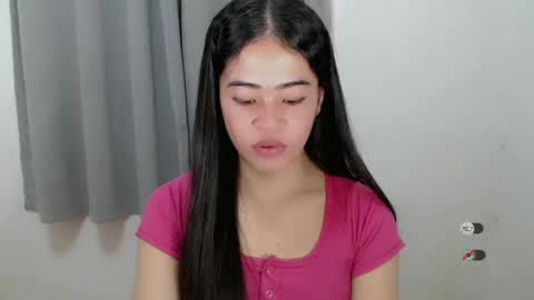 Snapshot of alesha_vibe_me chatting on March 7, 8:56 am alesha_vibe_me online show from March 7, 8:56 am