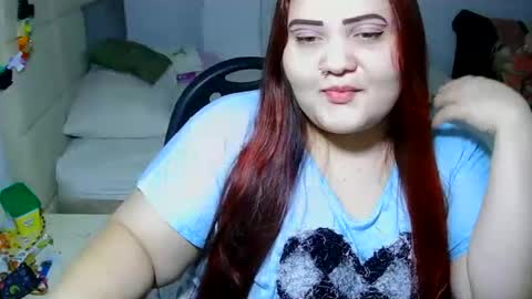 Snapshot of alesia_jones01 chatting on June 6, 5:23 am Alesia jones01 online show from June 6, 5:23 am