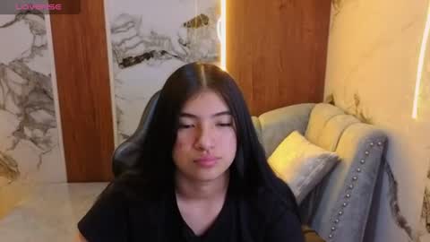 Snapshot of alesia_v chatting on July 17, 3:13 am Live 1000pm 600am COLOMBIAN HOUR online show from July 17, 3:13 am