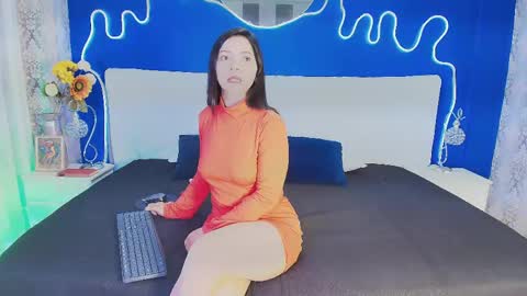 alessa_novva online show from April 23, 12:04 pm