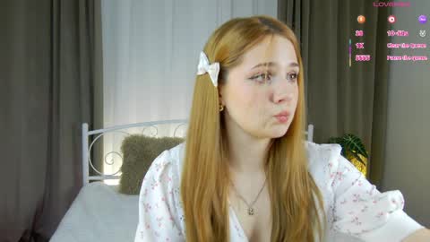 Snapshot of alessamay chatting on April 30, 8:57 pm alessamay online show from April 30, 8:57 pm