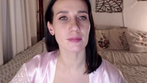 Sandra online show from December 17, 7:48 pm