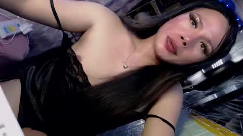 Snapshot of alessandra_megzz chatting on February 22, 10:03 am alessandra_megzz online show from February 22, 10:03 am