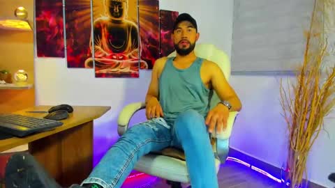 ALESSANDRO  WYE online show from January 11, 8:00 am