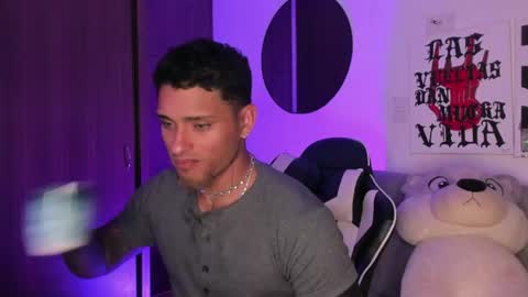 Snapshot of alessandro_vanni chatting on June 25, 4:23 am Alessandro Vanni online show from June 25, 4:23 am
