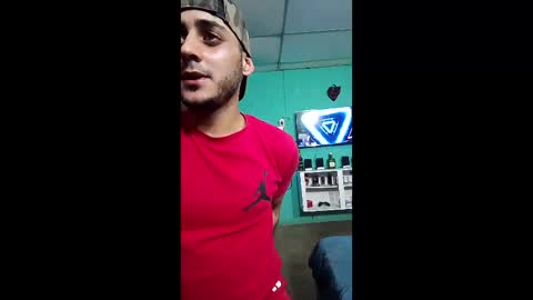 Snapshot of alessandrobooy chatting on December 21, 2:13 pm alessandro online show from December 21, 2:13 pm