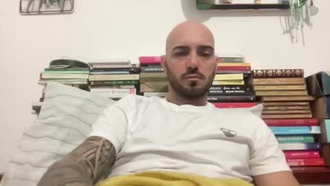 alessandromori91 online show from March 6, 6:10 am