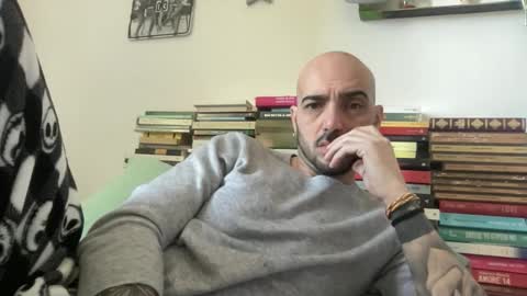 alessandromori91 online show from April 5, 8:11 am