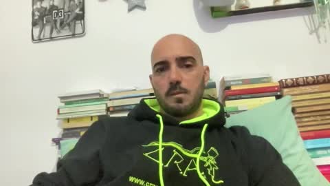 alessandromori91 online show from April 15, 8:20 pm