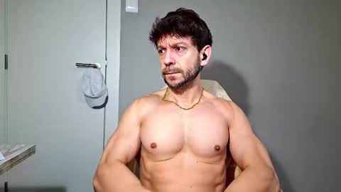 Snapshot of alessandrospain82 chatting on February 16, 8:21 am Alessandro online show from February 16, 8:21 am