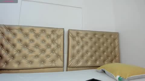 alessiiaa online show from November 18, 9:41 pm