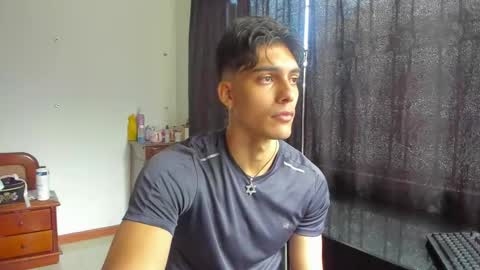 alessio Vale online show from March 21, 2:42 pm