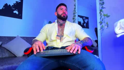 Snapshot of alessrose22 chatting on February 2, 7:23 pm Aless Rose online show from February 2, 7:23 pm