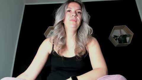 Snapshot of alesys69 chatting on May 10, 9:42 pm alesys69 online show from May 10, 9:42 pm