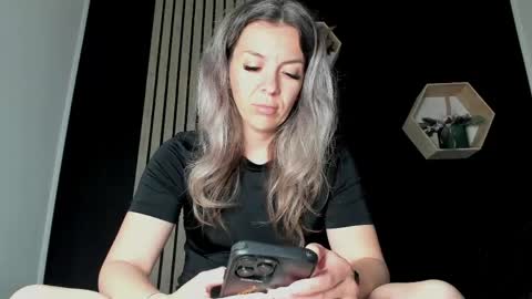 Snapshot of alesys69 chatting on May 28, 9:45 pm alesys69 online show from May 28, 9:45 pm