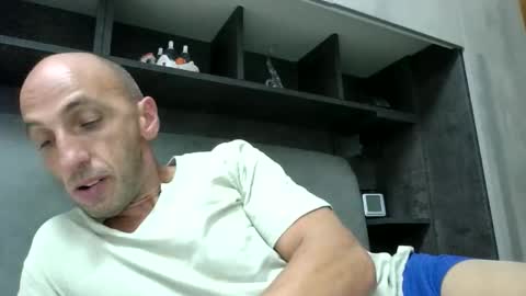 alex120475 online show from September 26, 10:03 pm