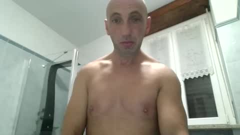 alex120475 online show from January 14, 9:31 pm