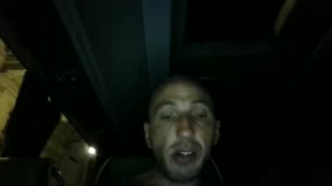 Snapshot of alex120475 chatting on April 17, 8:45 pm alex120475 online show from April 17, 8:45 pm