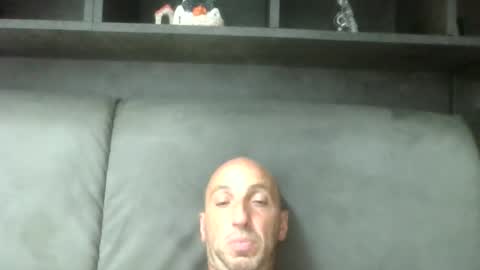 Snapshot of alex120475 chatting on June 26, 9:30 pm alex120475 online show from June 26, 9:30 pm