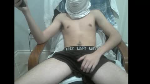 Snapshot of alex1817c chatting on November 19, 7:41 am alex1817c online show from November 19, 7:41 am
