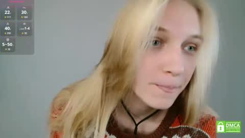 Snapshot of alex626506 chatting on April 28, 8:19 am Alex online show from April 28, 8:19 am