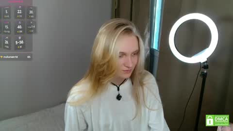 Snapshot of alex626506 chatting on May 13, 2:14 pm Alex online show from May 13, 2:14 pm