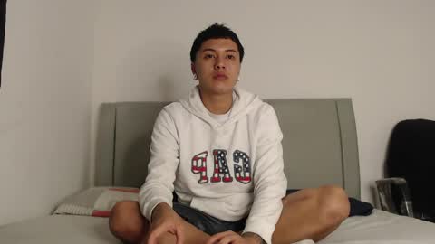 Snapshot of alex__lover chatting on April 28, 4:17 am Owen online show from April 28, 4:17 am