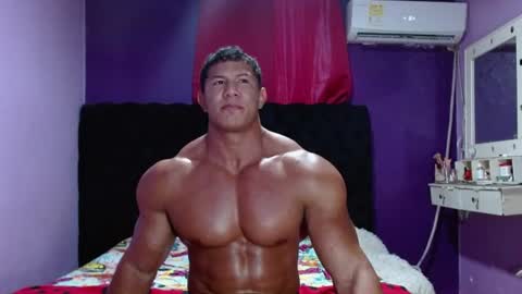 Snapshot of alex_bigcumvez chatting on June 25, 3:49 pm perseuz online show from June 25, 3:49 pm