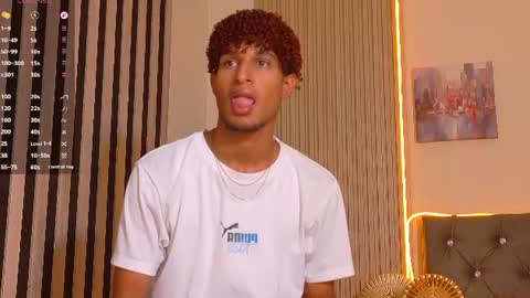Snapshot of alex_bloom_ chatting on August 4, 7:27 pm Alexander online show from August 4, 7:27 pm