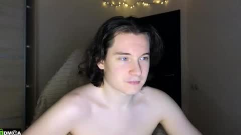 FAVORITE online show from December 15, 12:37 am