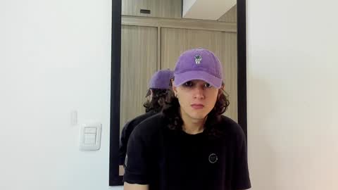 alex_connorr online show from January 31, 3:22 pm