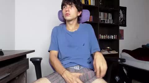 alex_connorr online show from November 28, 10:12 pm