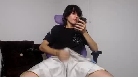 alex_connorr online show from March 23, 11:42 pm