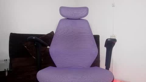 Snapshot of alex_connorr chatting on April 26, 9:01 pm alex_connorr online show from April 26, 9:01 pm