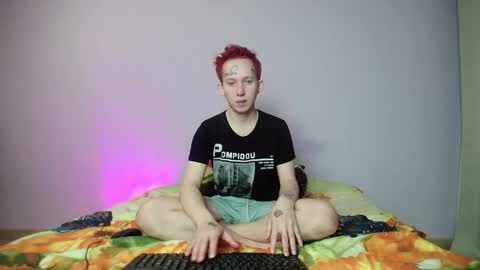 Snapshot of alex_foxy_man chatting on December 3, 7:00 pm Alex online show from December 3, 7:00 pm