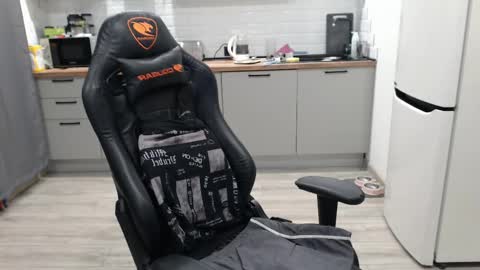 Alex online show from March 7, 4:02 am