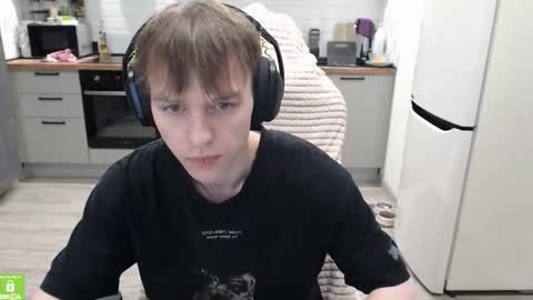 Snapshot of alex_gotcha chatting on February 5, 10:03 pm Alex online show from February 5, 10:03 pm