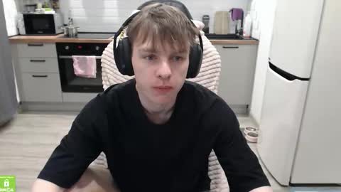 Snapshot of alex_gotcha chatting on February 7, 10:02 pm Alex online show from February 7, 10:02 pm