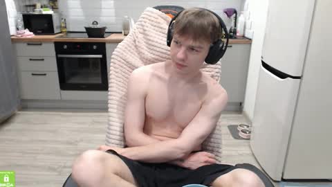 Snapshot of alex_gotcha chatting on February 8, 8:34 pm Alex online show from February 8, 8:34 pm