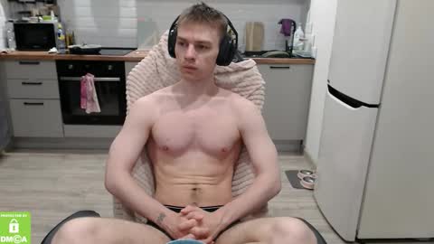 Snapshot of alex_gotcha chatting on February 23, 5:27 am Alex online show from February 23, 5:27 am